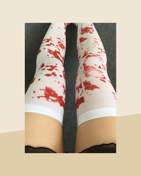 Chaussettes Ensanglantées Infirmière Zombie - photo premium Panoplia