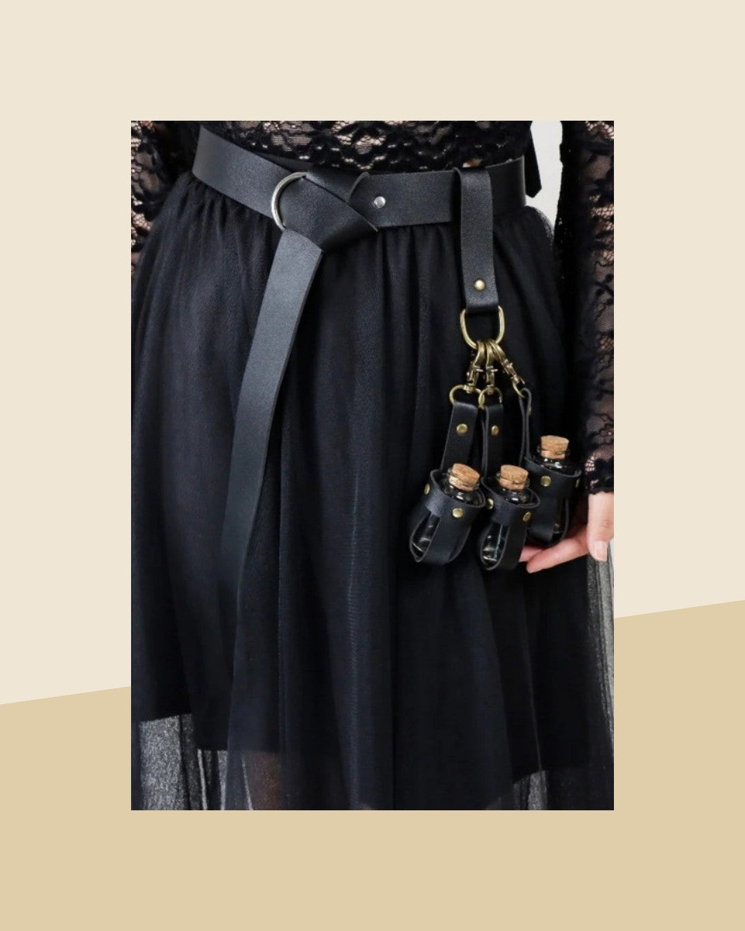 Ceinture Viking avec 3 Fioles de Potion – photo premium Panoplia