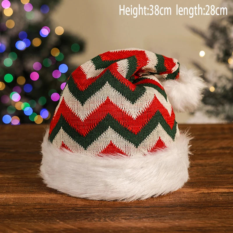 Bonnet de Père Noël Tricoté à Pompon et Fausse Fourrure – vue 9