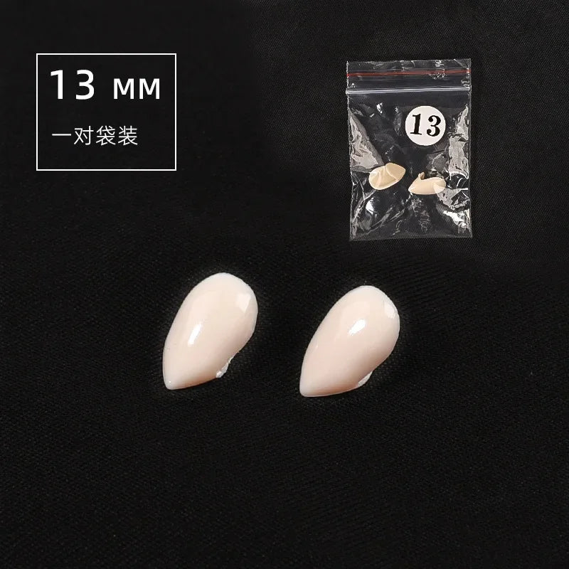 Lot de 5 Paires de Dents de Vampire – vue 8