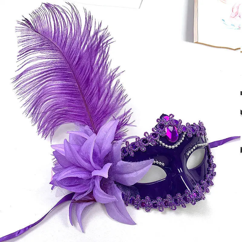 Masque Vénitien Plumes et Fleurs - Bal Masqué Élégant – vue 9