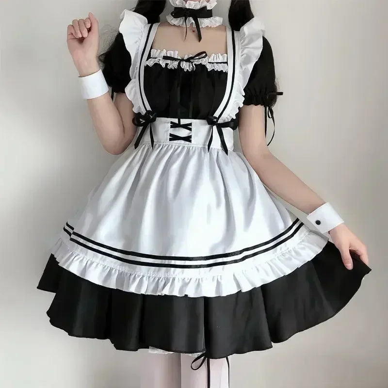 Robe de Soubrette Noire et Blanche – Grandes Tailles