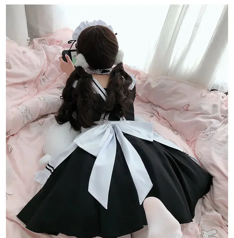 Déguisement Soubrette Lolita Noire - Costume Maid Japonais Femme – vue 2