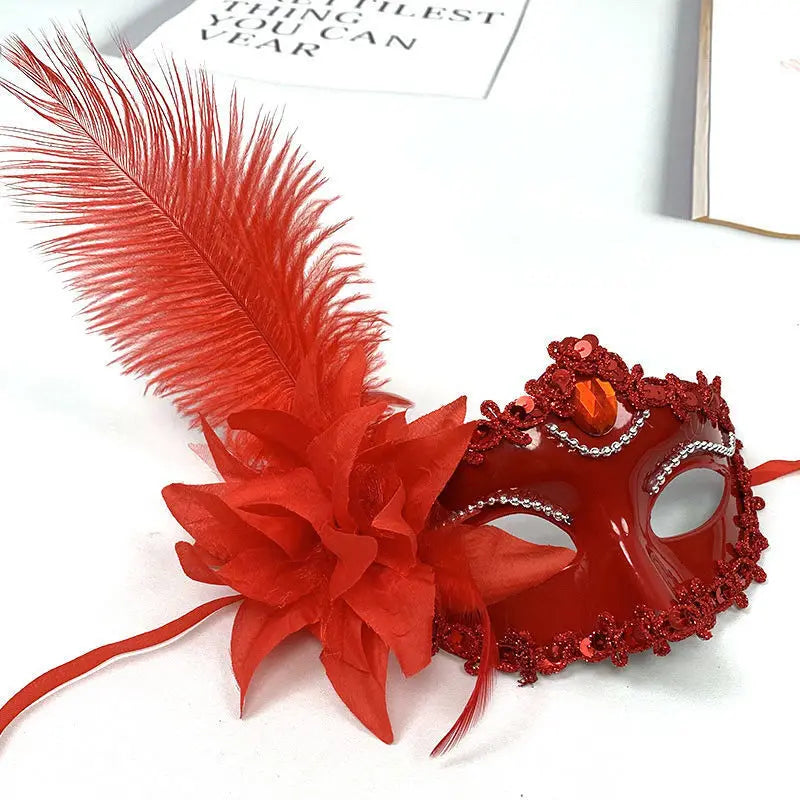 Masque Vénitien Plumes et Fleurs - Bal Masqué Élégant – vue 4